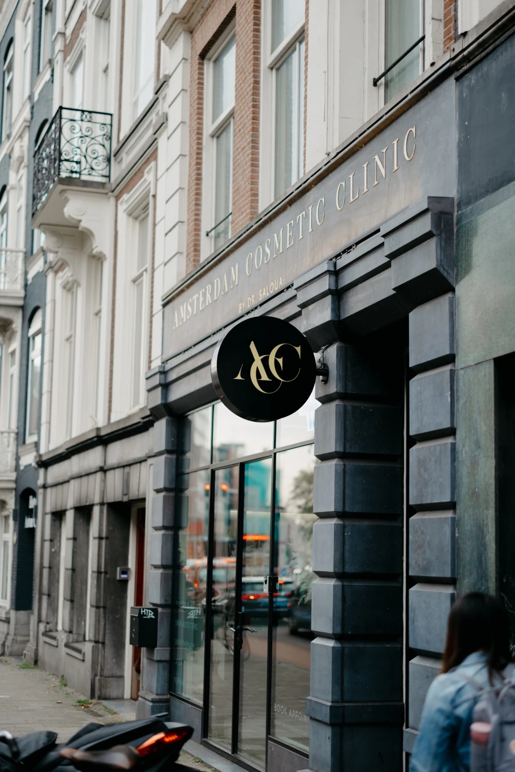 Onze kliniek aan de Stadhouderskade in Amsterdam